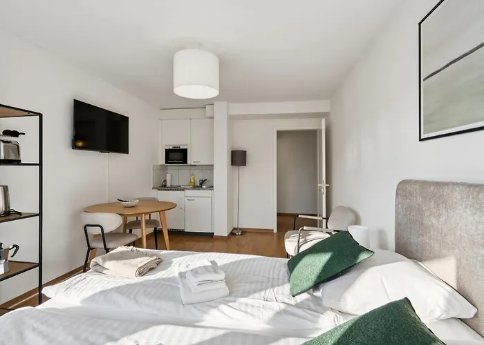 - Crown 43 Apartment Zurich