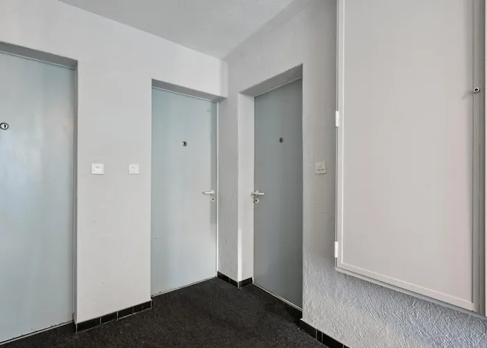 - Crown 43 Apartment Zurich